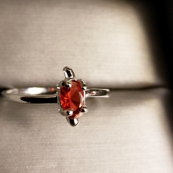 Red Ruby and .925 Sterling Silver - Picture 2 of 3